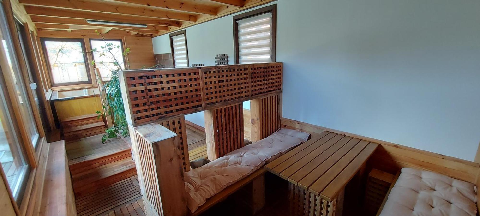 Отель Casa Amalia Tocile -Sadu Экстерьер фото